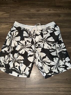 Arizona Jean Company Navy & White Floral Board Shorts